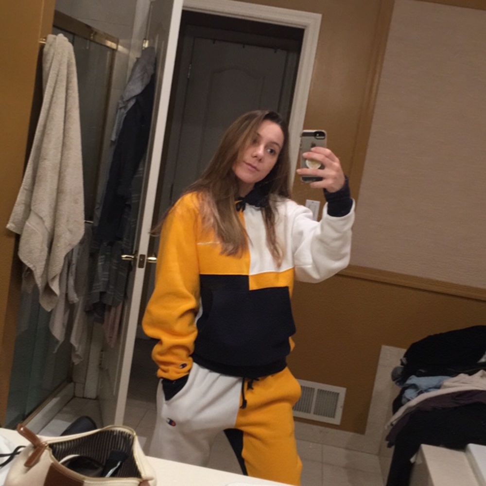 Champion hoodie, worn once! Warm and soft